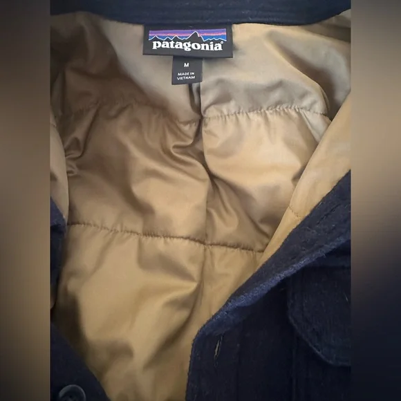 Patagonia Navy Lightweight insulated Fjord flannel shirt- - Picture 2 of 5